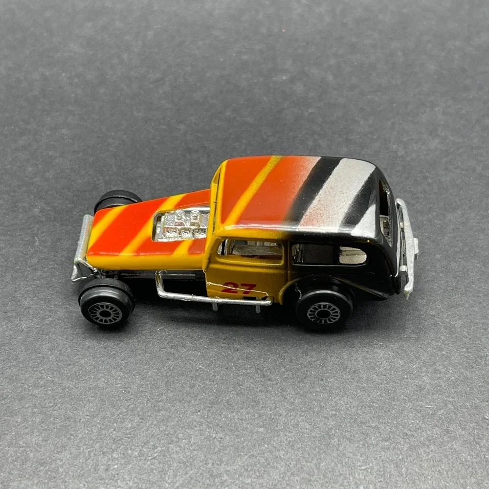 Zee 1935 '35 Chevy Modified Dirt Track Race‎ Car Graphics Multi-Color 1/64 Loose